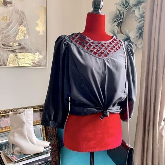 VINTAGE BLOUSE - Picture 1 of 13